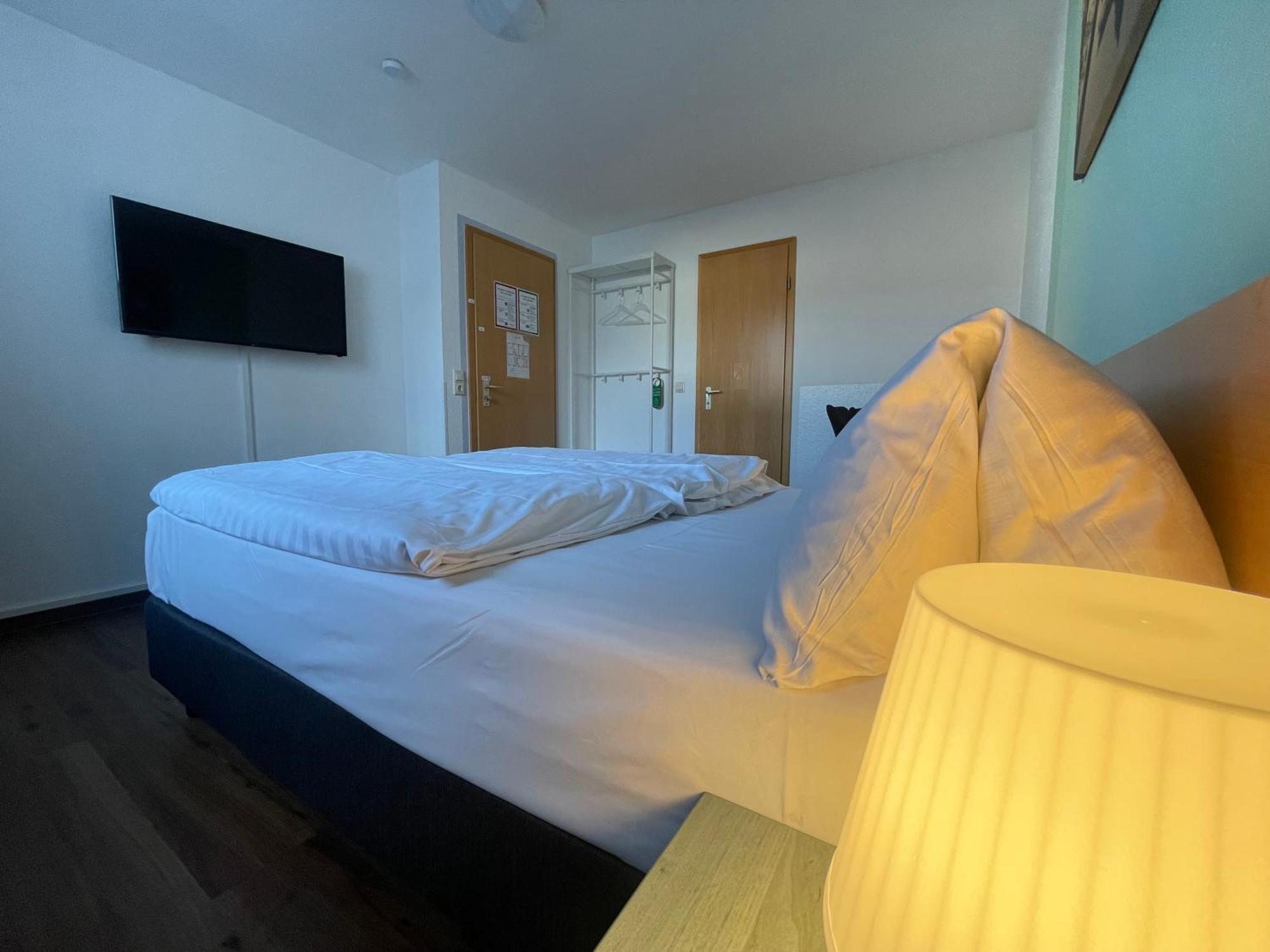 Residenz Hotel Wuppertal Bagian luar foto