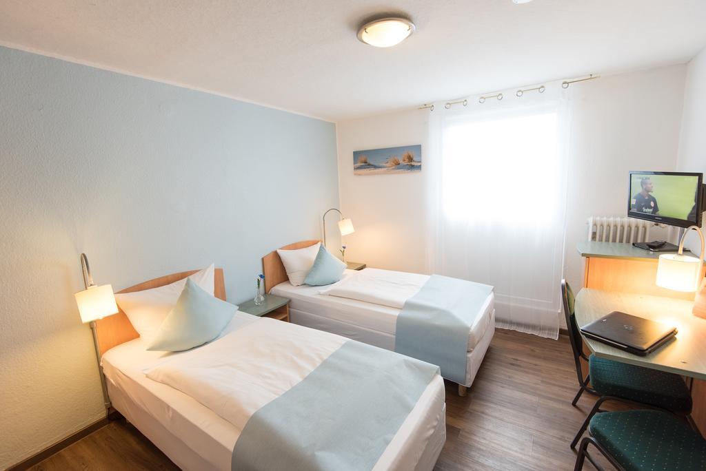 Residenz Hotel Wuppertal Bagian luar foto