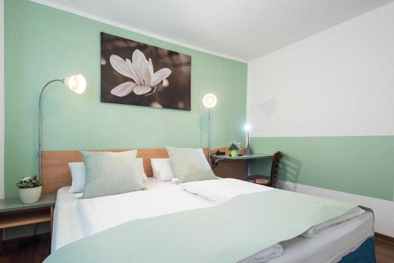 Residenz Hotel Wuppertal Bagian luar foto